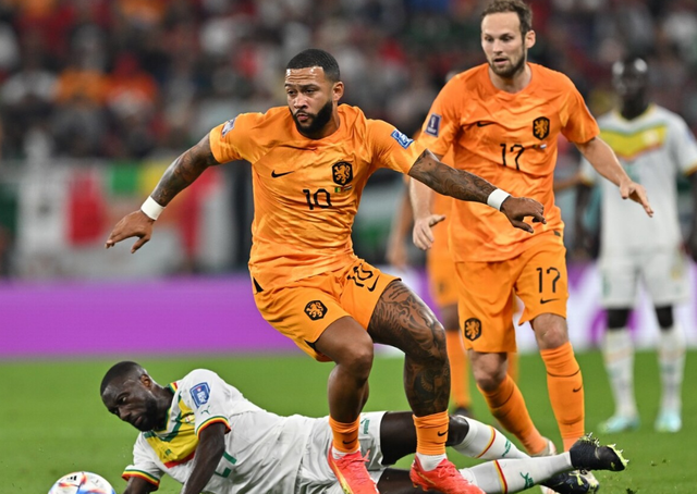 塞内加尔轻取乌拉圭,加维扛起全队 塞内加尔轻取乌拉圭,加维扛起全队