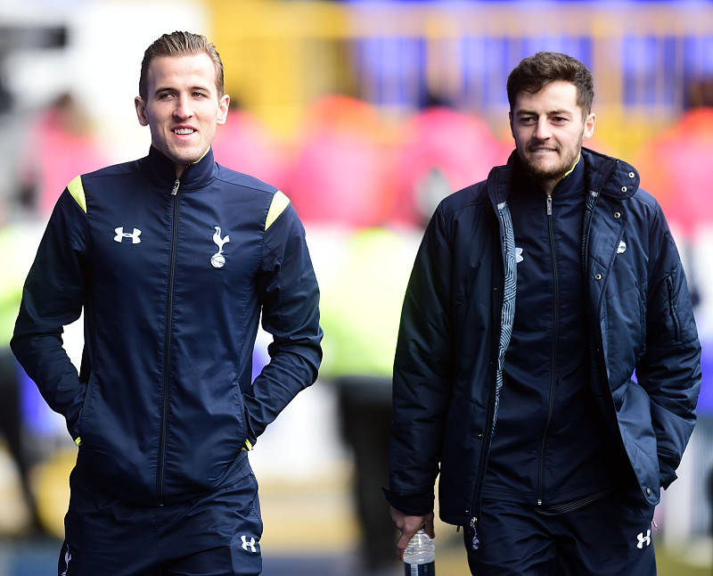 英格兰队完胜葡萄牙队，王皓惊艳四座