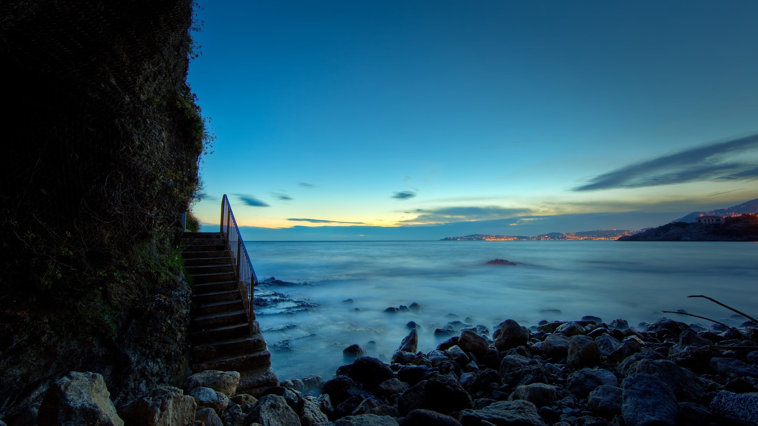冰封老特拉福德，芬兰足球智慧如何终结曼联，凯恩成为战术钥匙