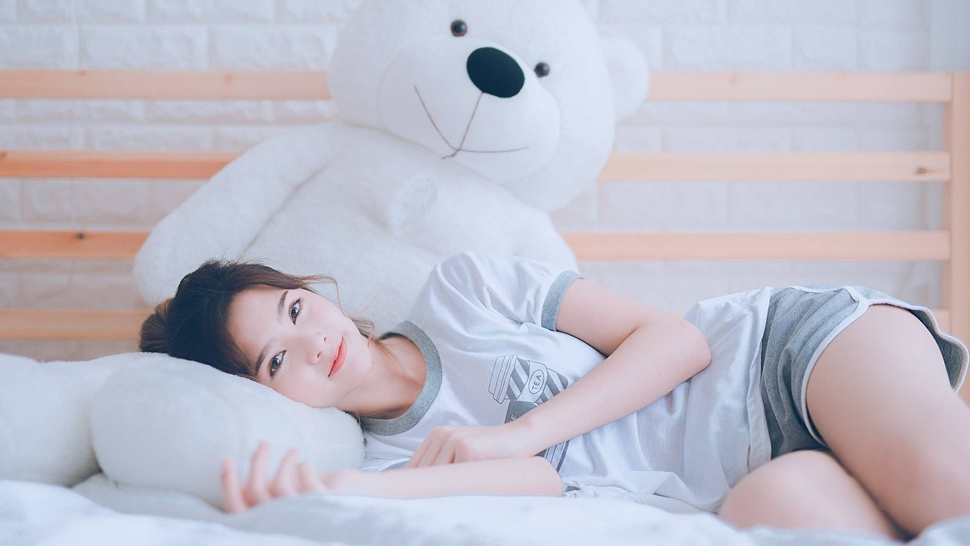 时空交错，撕裂之城与北境之王的非现实对话